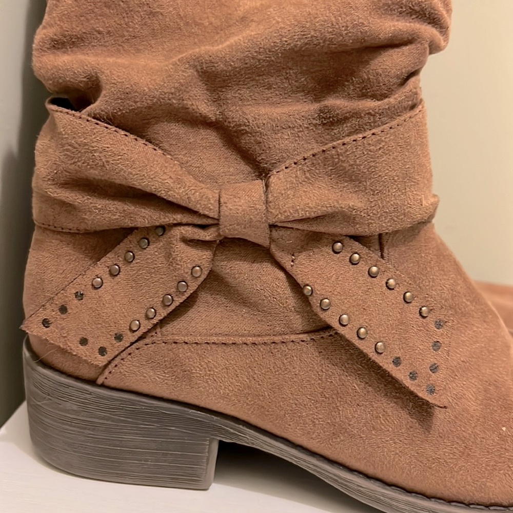 Kenneth Cole Reaction Chloe Twist Caramel Boot size 1 - Picture 9 of 10